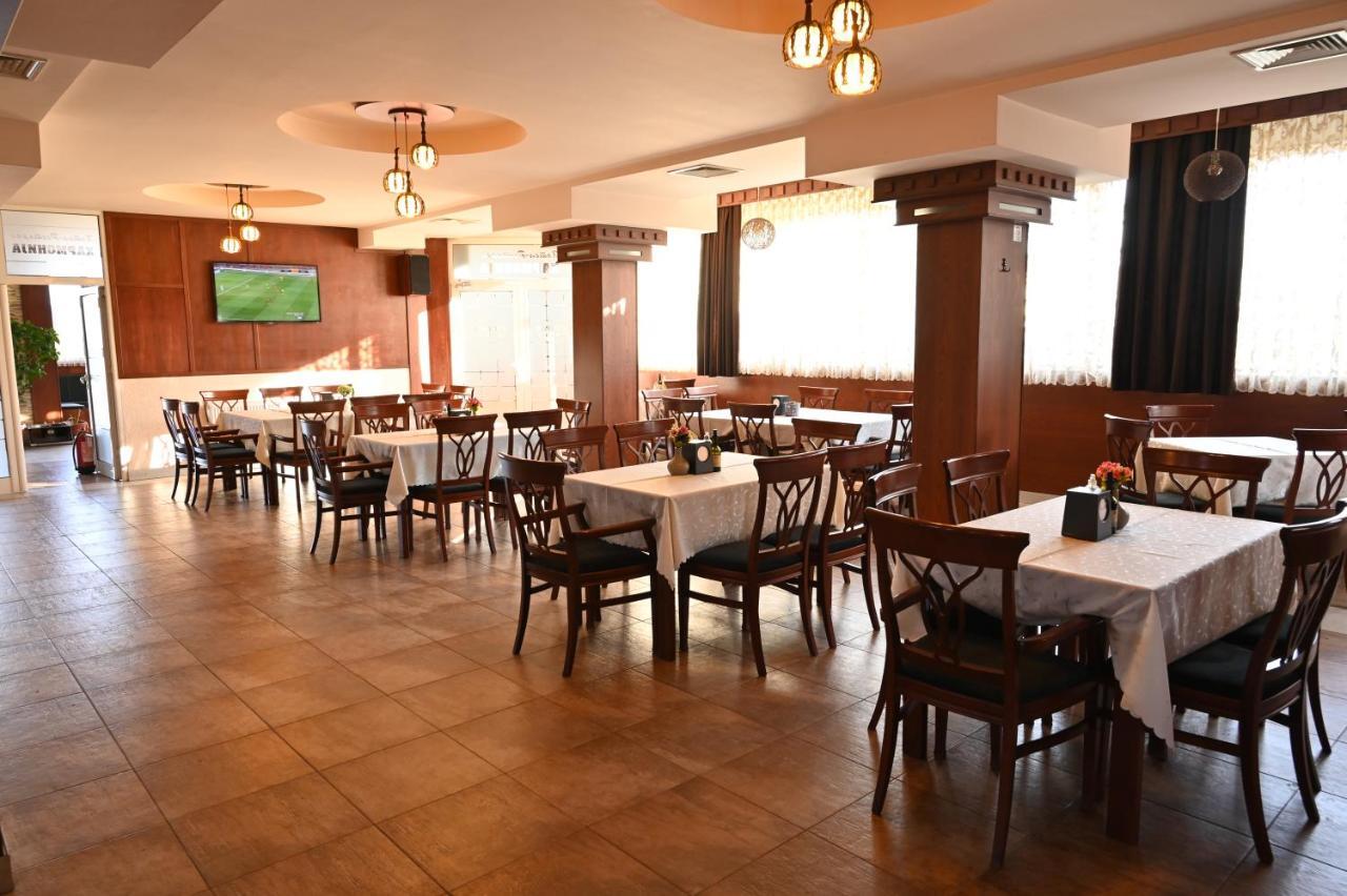 Harmony Hotel Kumanovo Buitenkant foto