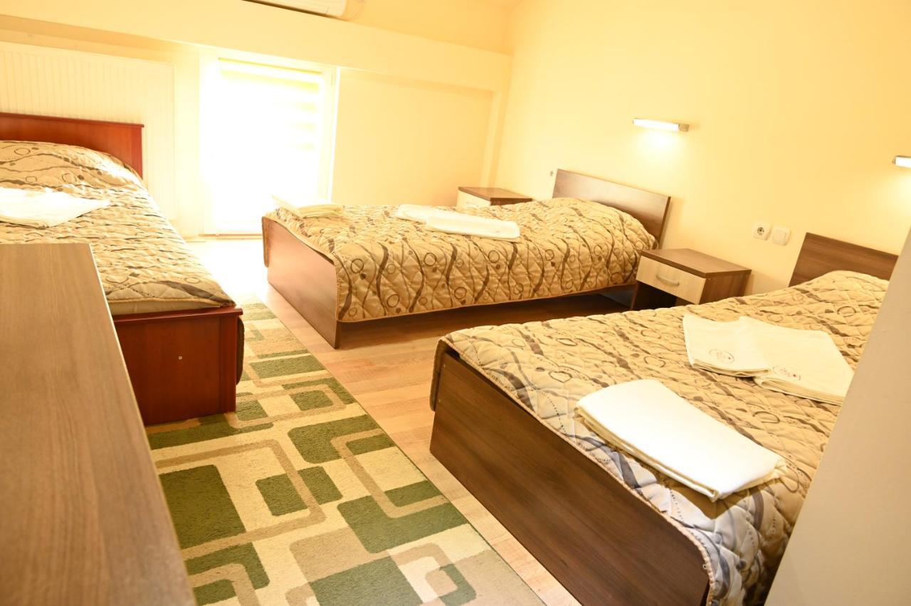 Harmony Hotel Kumanovo Buitenkant foto
